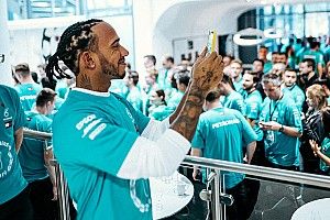 Hamilton fala de idolatria a Nelson Mandela e diz que quer trabalhar pela “diversidade no esporte”