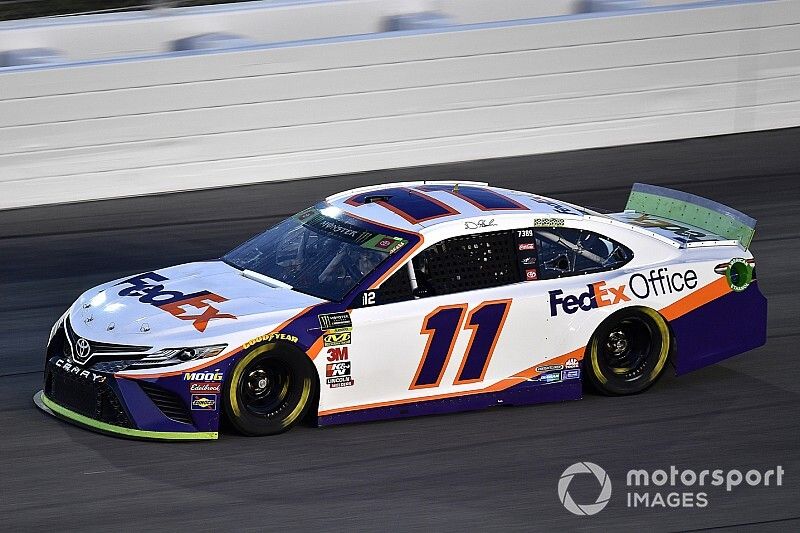 Denny Hamlin passes Truex, takes Stage 2 win at Kansas