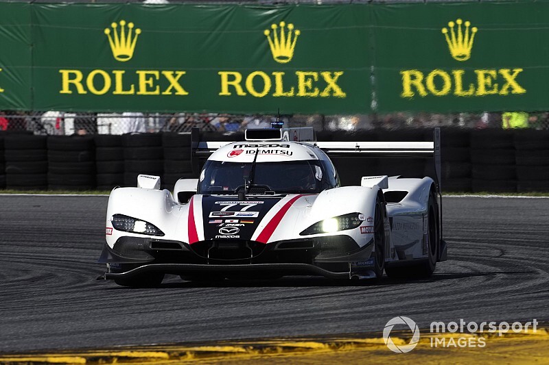 Rolex 24, Hour 2: Mazda and Porsches lead opening stints