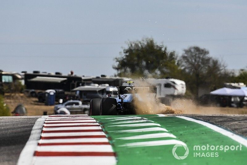 Robert Kubica, Williams FW42 after running wide