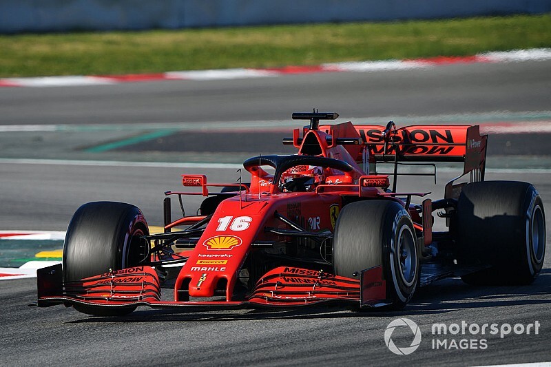 Elastyczne Ferrari