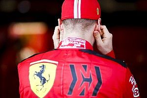 Ferrari y Vettel no acercan posturas