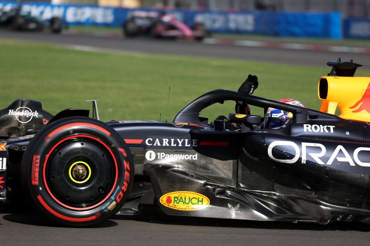 Marko lacht na GP Mexico: "Niemand wilde met me wedden op podium Max Verstappen"
