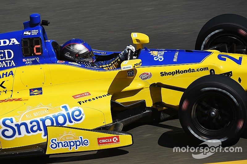 Andretti leads practice; Newgarden, Hinchcliffe shunt