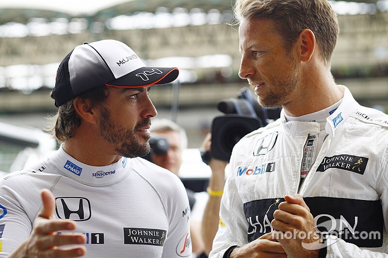 Al-Attiyah quiere que Button se una a Alonso en el Dakar