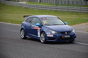 Alessandra Brena al via della Seat Ibiza Cup 2016