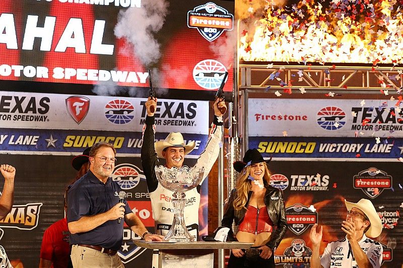 Race winner Graham Rahal, Rahal Letterman Lanigan Racing Honda