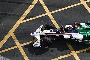 Formule E Hong Kong: Abt wint na spin van Mortara