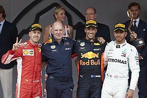 Hamilton, Vettel e Ricciardo figuram em lista de atletas mais bem pagos do mundo