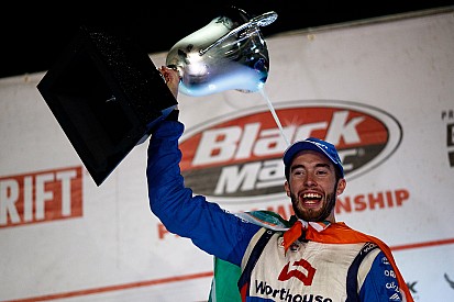 Piotr Wiecek takes the event victory and James Deane is crowned champion