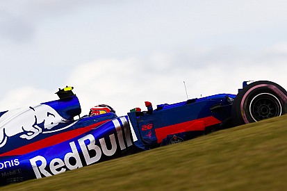 Marko : Red Bull "n'a pas pu guérir" Kvyat