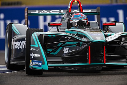 Rookie Test - Di Resta en tête à mi-journée