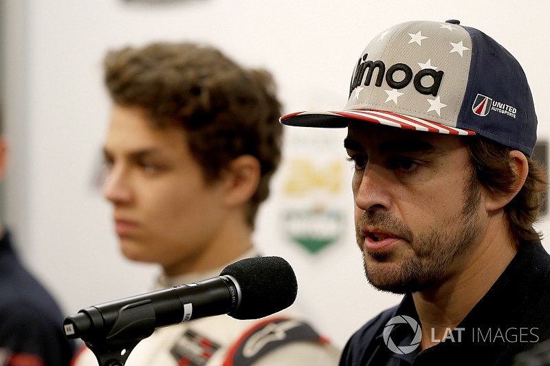 Kapan balap F1, Norris: Tunggu Alonso pensiun