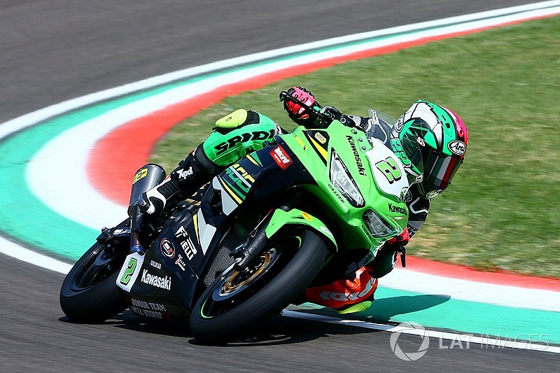 Ana Carrasco nella storia, vince ad Imola e passa in testa al Mondiale 300