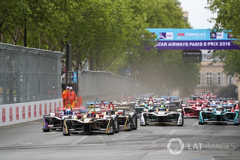 Formula E tengah evaluasi format balap 'Mario Bros'