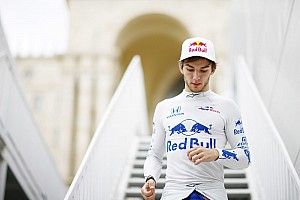 Gasly Verstappenről: A közeli barátságunk csak jót tehet a csapatnak