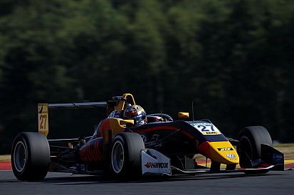 Aron spedito a muro, Ticktum ringrazia e conquista Gara 2 a Spa-Francorchamps