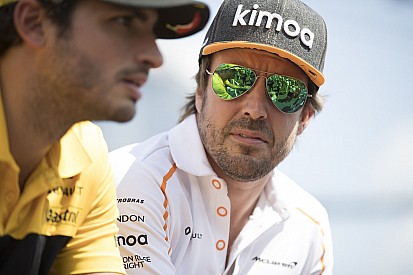 De la Rosa: Alonso, McLaren'a gelmesi halinde Sainz'a "acı çektirir"