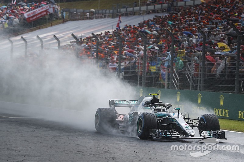 Bottas örül az első sornak, míg a Mercedes végig tudta, hogy a Ferrari a gyorsabb
