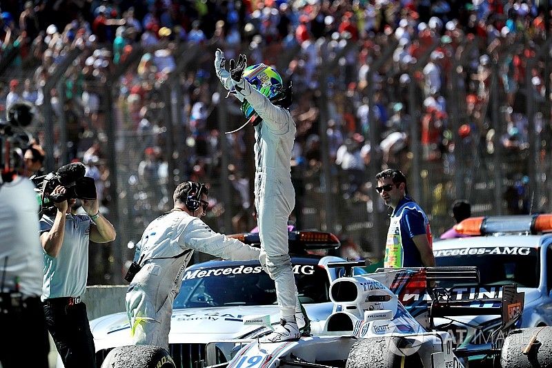 Felipe Massa, Williams FW40 fête son dernier GP du Brésil dans le Parc Fermé