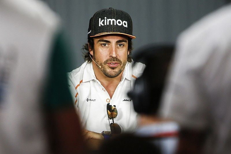 Fernando Alonso, McLaren en la conferencia de prensa