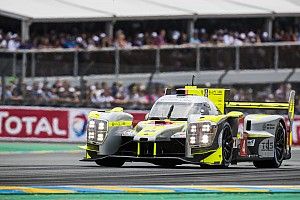 Le Mans: brutto incidente fra la ByKolles e la Porsche Ebimotors. Il prototipo si schianta sulle barriere.