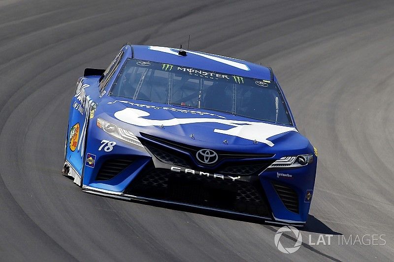 Martin Truex Jr. dominates Stage 1 at Kentucky
