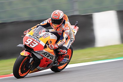 Mugello, Libere 3: Marquez davanti a Iannone e Rossi, Vinales fuori dalla Q2