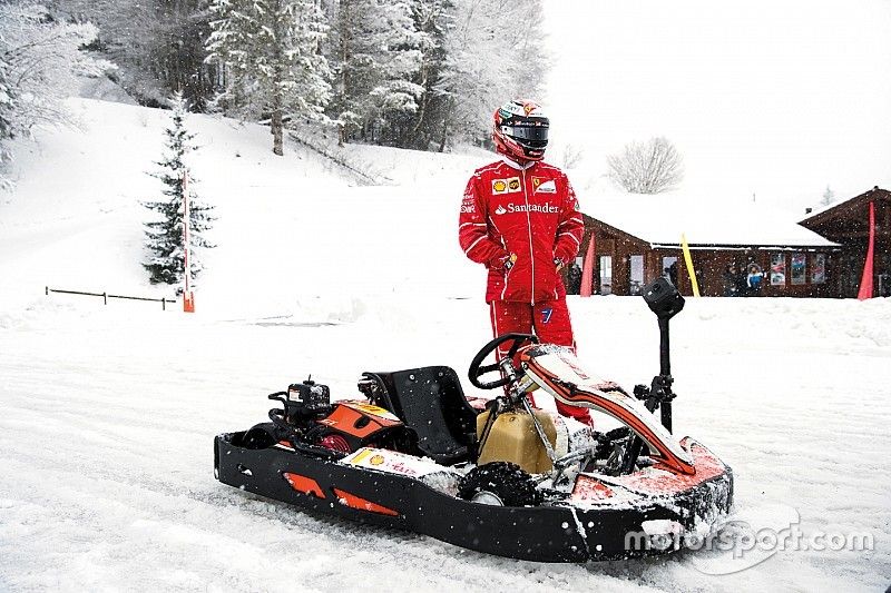 El mundo del motor felicita el Año Nuevo 2019