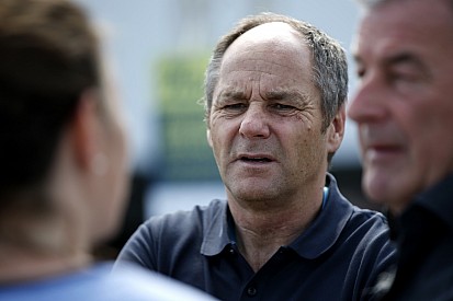 Berger puzzled by difficulty attracting third manufacturer