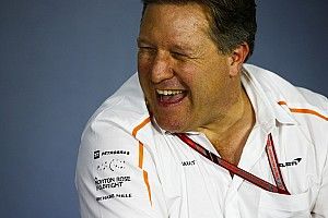 Zak Brown: una "spia legale" McLaren alla Red Bull