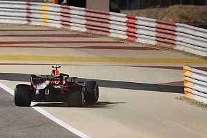 Red Bull: Verstappen cambierà la trasmissione e Ricciardo la centralina?
