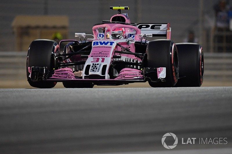 Ocon arrache un point à Sainz après "une course très dure"