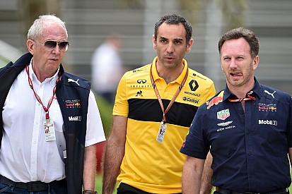 Red Bull: un mese di proroga dalla Renault per scegliere la power unit