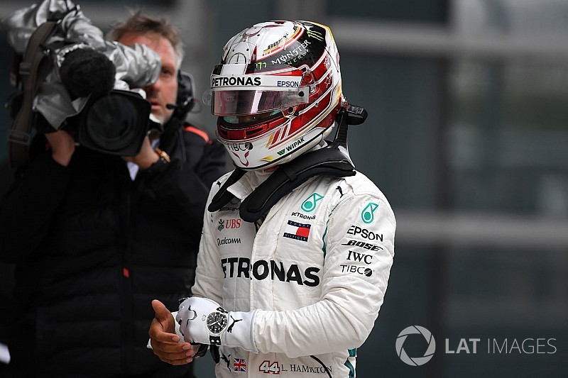 Eiskalt erwischt: Lewis Hamilton schreibt Rennsieg schon ab!
