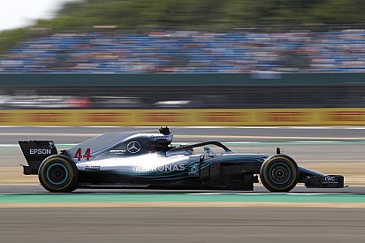 Hamilton: Silverstone's new DRS zone "pointless", "dangerous"