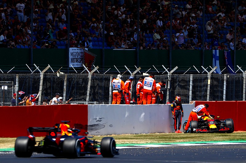 Red Bull: impossibile reggere il passo di Ferrari e Mercedes nei rettilinei