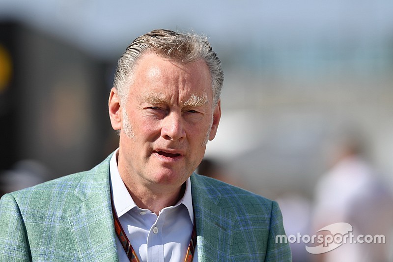 Bratches, a sorpresa, sta con Alonso: