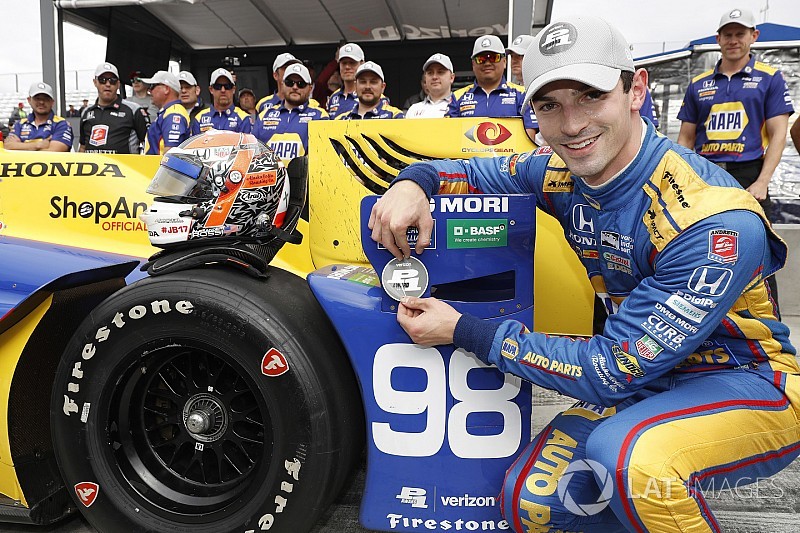 IndyCar Watkins Glen: Eerste pole voor Alexander Rossi