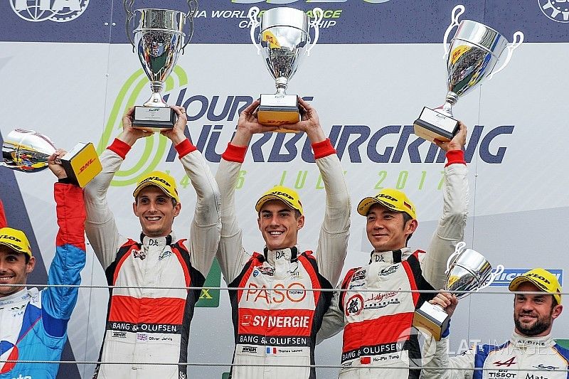 LMP2 Podium: eerste plaats Ho-Pin Tung, Oliver Jarvis, Thomas Laurent, DC Racing