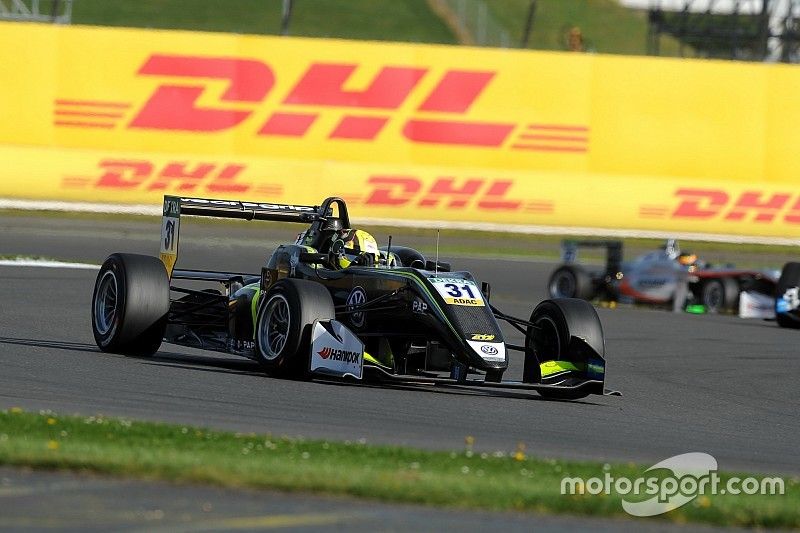 Lando Norris se lleva la victoria en la primera carrera en Monza