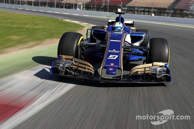 Video Sauber: ecco la C36-Ferrari nel filming day di Barcellona