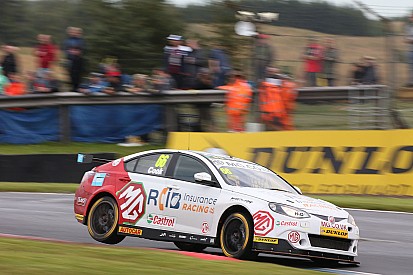 Cook gets race ban after Rockingham BTCC clashes