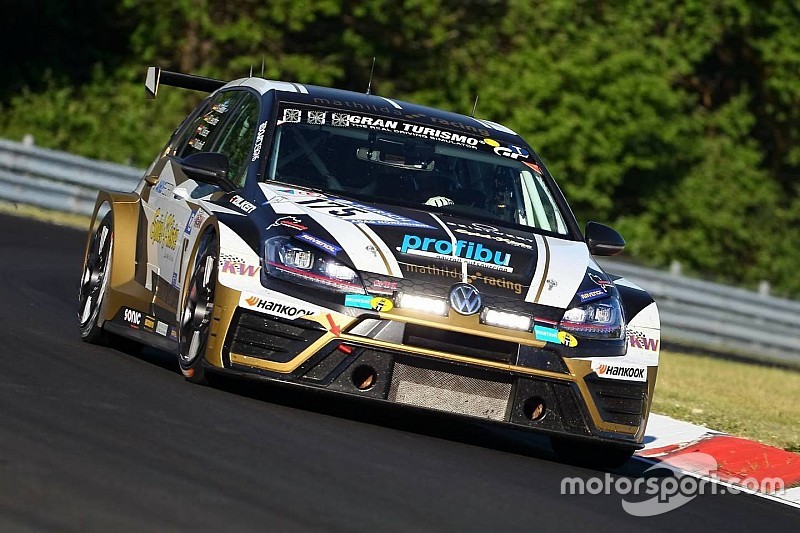 La Mathilda Racing trionfa anche nella 24h del Nordschleife