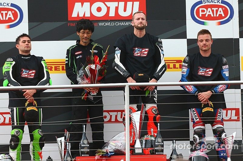 Sykes gana y sigue siendo el rey de Donington; caída del líder Rea