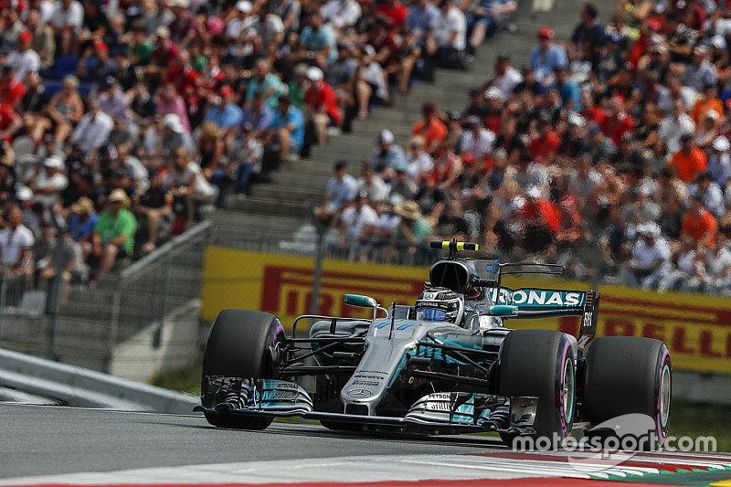 GP d'Austria: Bottas parte a razzo e vince su Vettel con Hamilton quarto
