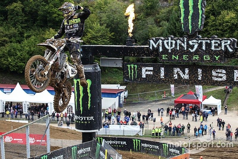 Prima pole position in MXGP per Max Anstie in Francia
