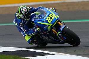 MotoGP Inggris: Iannone antarkan Suzuki kuasai warm-up