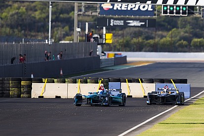 Il muro della chicane di Valencia fa infuriare i piloti di Formula E