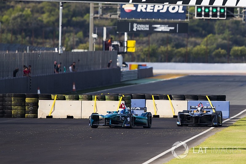 Il muro della chicane di Valencia fa infuriare i piloti di Formula E